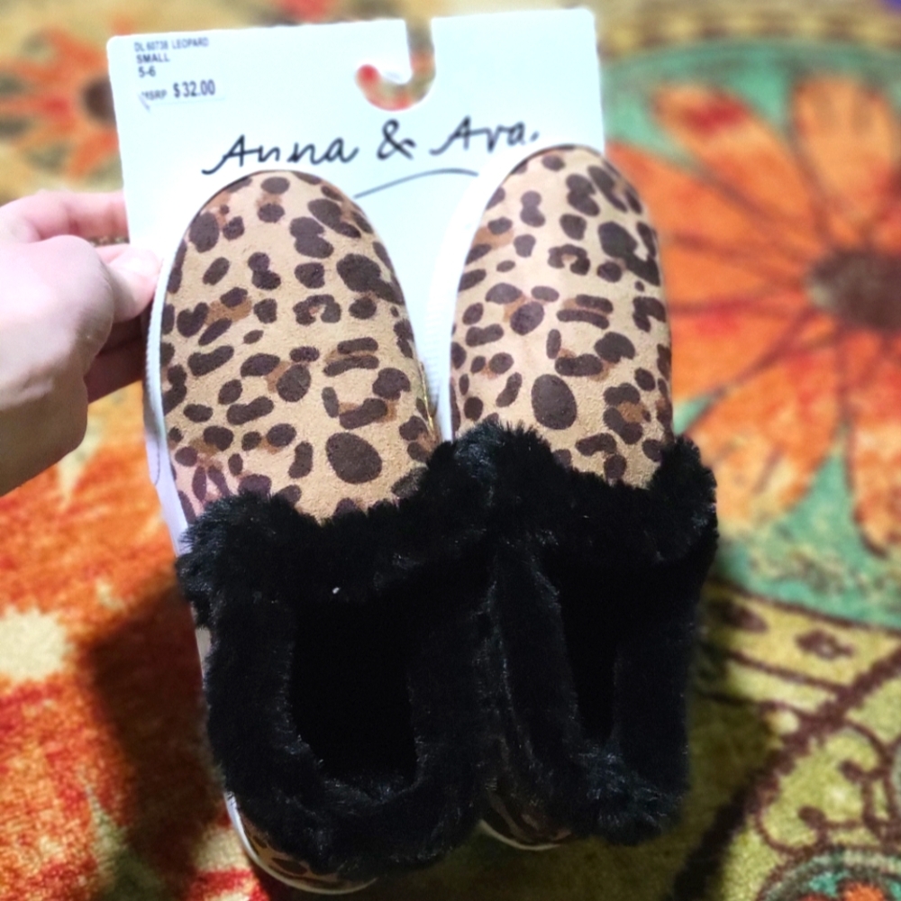 NWT Anna & Ava Cheetah Print House Shoes / Slippers Sz 5 6